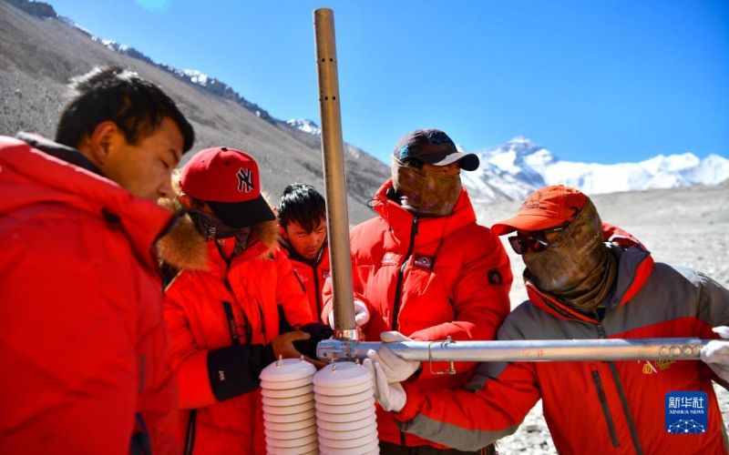 Lancement officiel de l'expédition scientifique intégrée 2023 de la Chine sur le mont Qomolangma