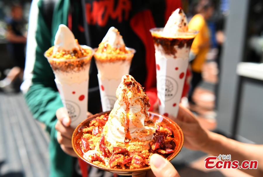 Chongqing?: glaces au piment attirent les clients