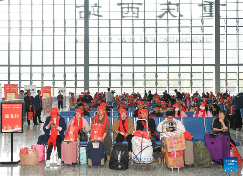 Un train a été affrété à Chongqing pour les travailleurs migrants