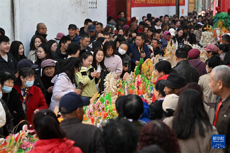 Shanxi : une cérémonie de figurines en pate dans les montagnes du comté de Lan