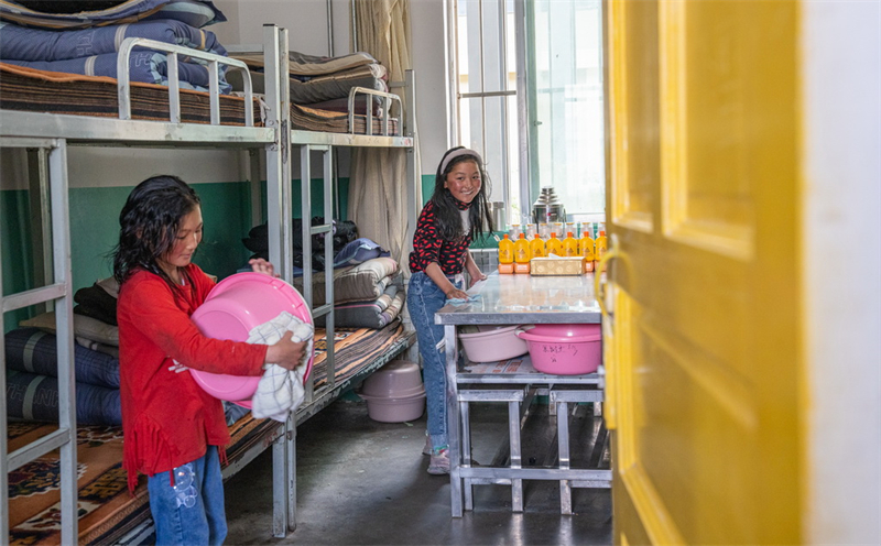 Xizang : l'école primaire d'aide de Bange, ? la plus proche du ciel ?