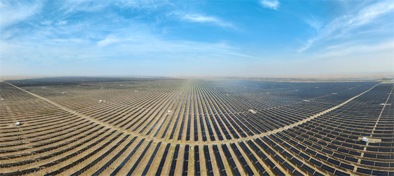 Ningxia : l'énergie propre ? du désert ? aide à se préparer au pic de consommation d'électricité de l'été à Zhongwei