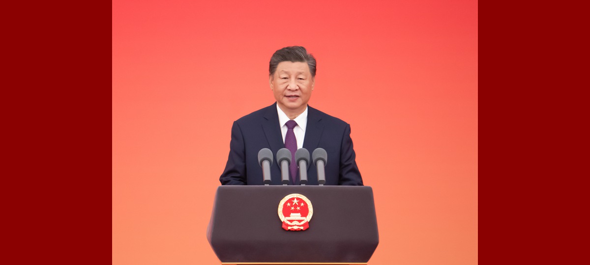 Xi Jinping décerne des médailles nationales et des titres honorifiques nationaux