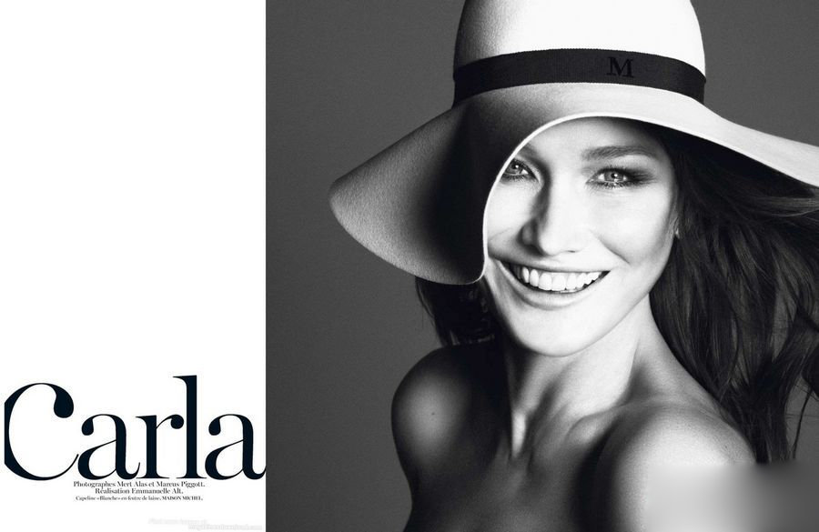 Carla Bruni en couverture de VOGUE France