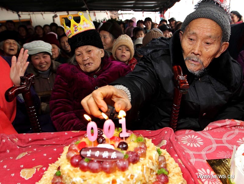 Des époux célèbrent tous deux leur centenaire au Hunan 