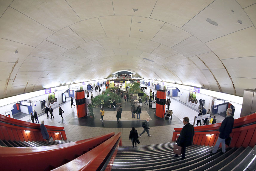 Les stations de métro les plus impressionnantes d'Europe (14)