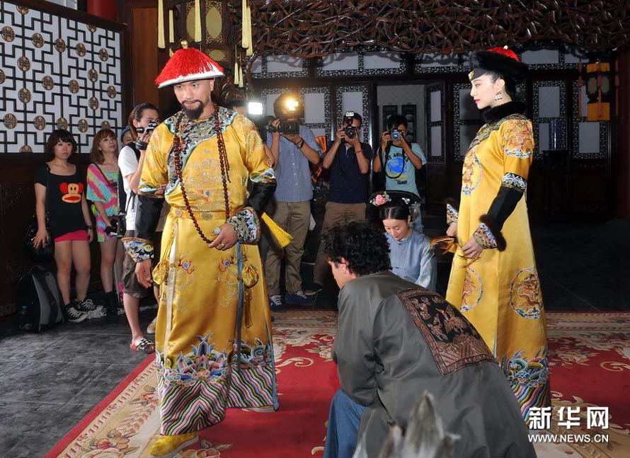 Fan Bingbing en impératrice pour le nouveau film de Charles de Meaux (2)