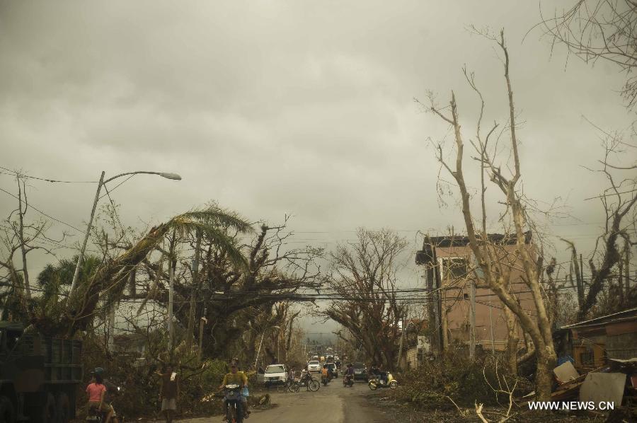 En images: la province philippine de Leyte dévastée par le typhon Haiyan  (3)