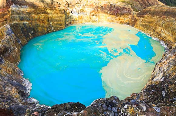 Lac de cratère du Kelimutu, Indonésie